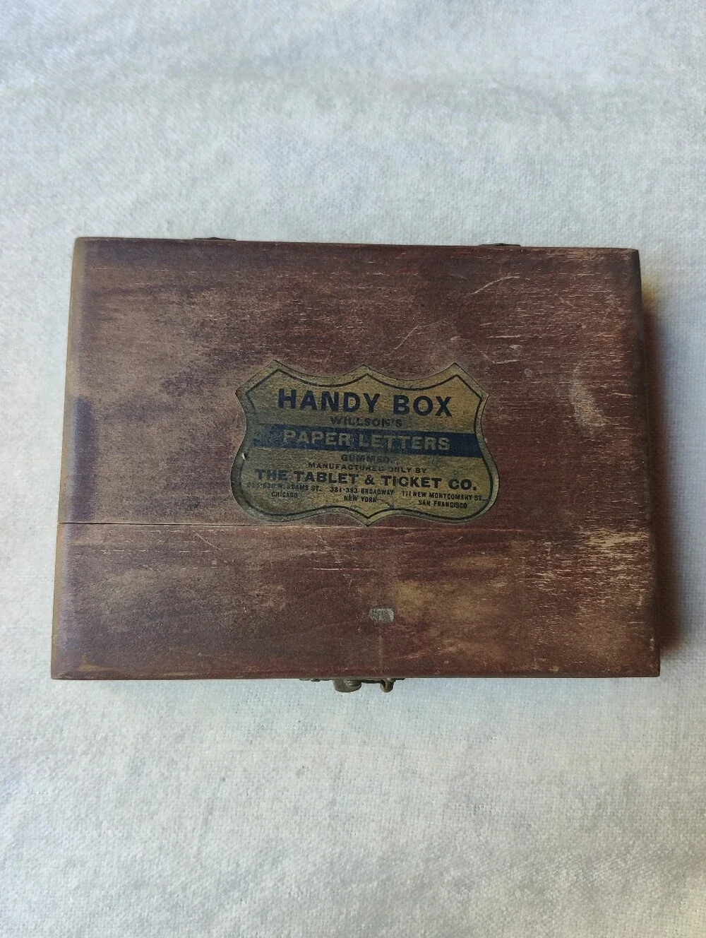 Antique Willson's Gummed Paper Letters Table & Ticket Co Dovetailed Wood Box
